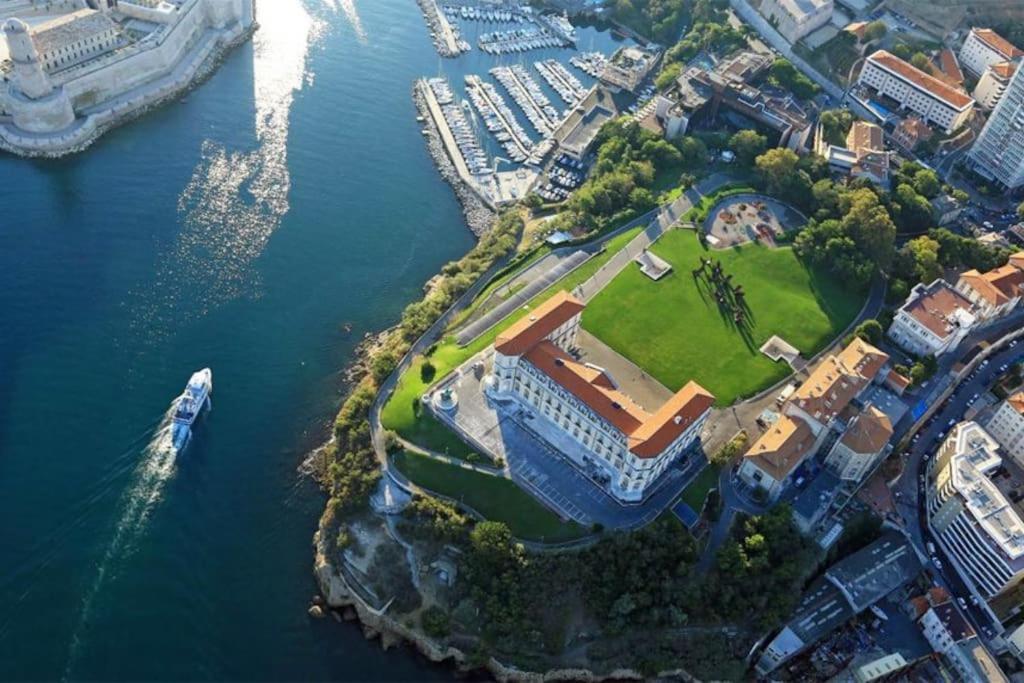 T2 47M2 Avec Terrasse - Proche Gare Marseille Lägenhet Exteriör bild
