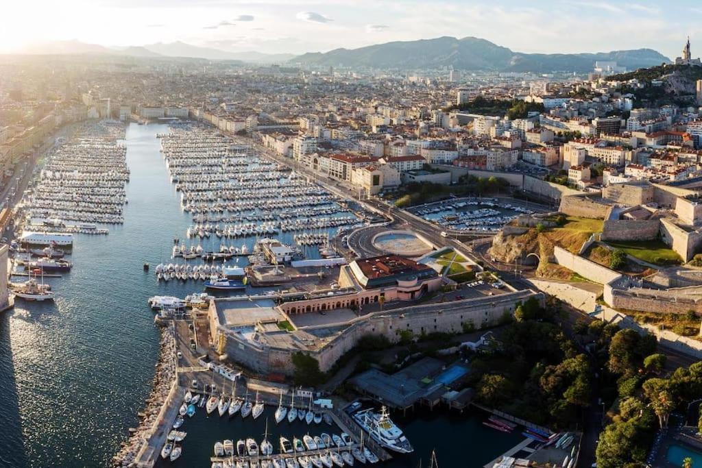 T2 47M2 Avec Terrasse - Proche Gare Marseille Lägenhet Exteriör bild